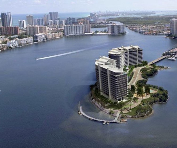 Aerial view of Privé at Island Estates, Aventura